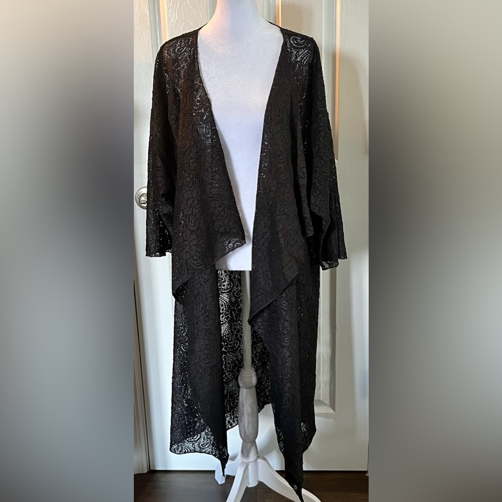 Black lace duster by LuLaRoe Sz L EUC